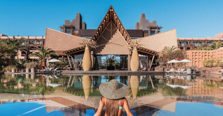 lopesan-baobab-resort-549b16301a57b24b.jpeg