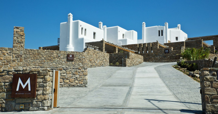 m-mykonos-villas-1e858561221a855b.jpeg