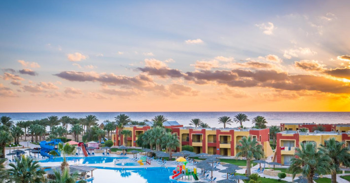 Casa Blue Resort  (ex Magic Tulip Beach)