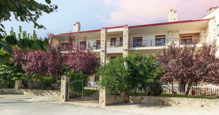 maltinas-house-d4ae0e55e64637a0.jpeg