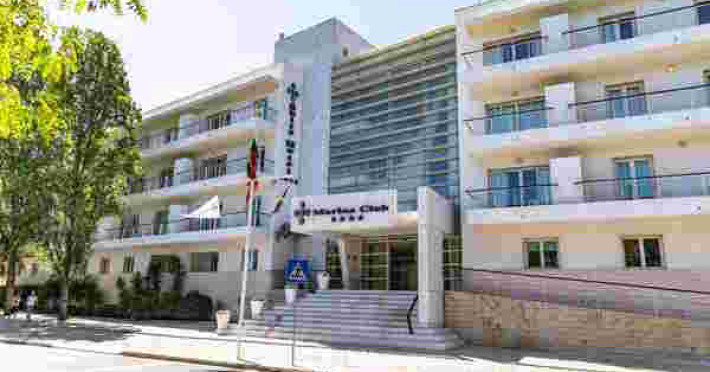 marina-club-lagos-resort-0751bd3c76a2316d.jpeg