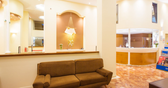 marina-hotel-athens-370f08e9a436248b.jpeg