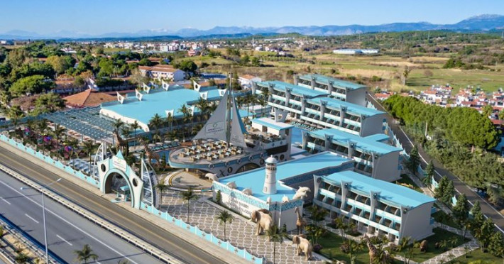 marine-family-club-hotel-ca24d07724b3805c.jpeg