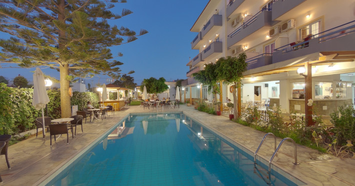 marirena-hotel-e006de3e1014c5fc.jpeg