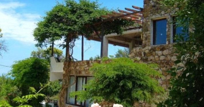 mariva-bungalows-a30c41021b1f0d2c.jpeg