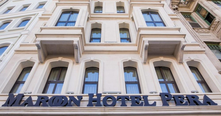 maroon-hotel-pera-e7ef9d10673a4580.jpeg