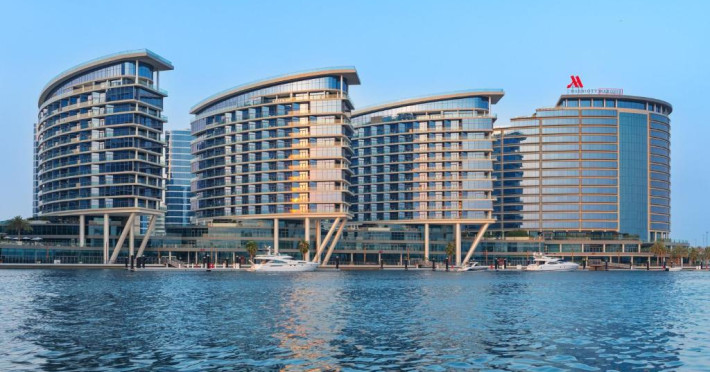 marriott-marquis-dubai-4e796a30802e5283.jpeg