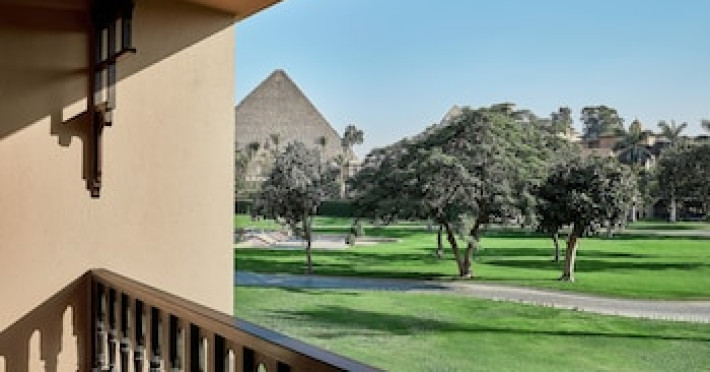 marriott-mena-house-cairo-de0343616f828481.jpeg