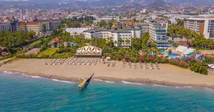 mc-beach-park-resort-hotel-81198bd0ed848a4b.jpeg