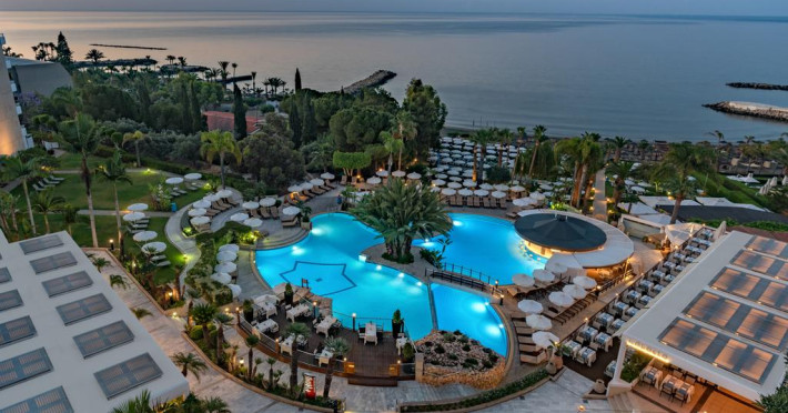 mediterranean-beach-hotel-e10d9345b6caa3f8.jpeg