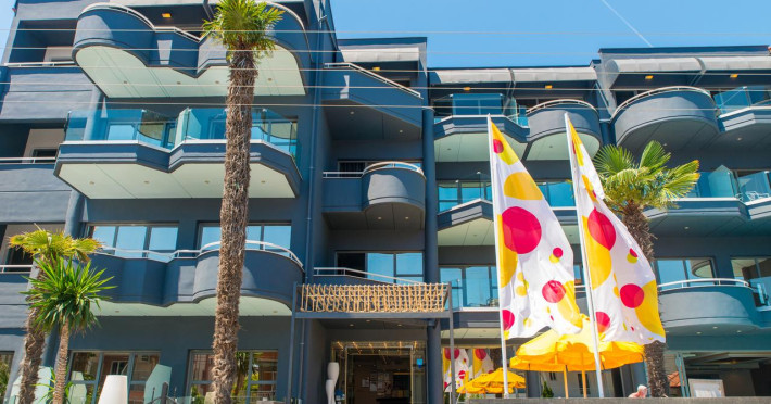 mediterranean-resort-hotel-c3c1e171f93eb59c.jpeg