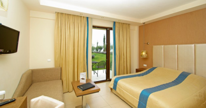 mediterranean-village-hotel-b2f9d415b07abb40.jpeg