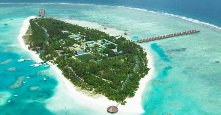 meeru-maldives-resort-island-7203cbe1abf77fc8.jpeg