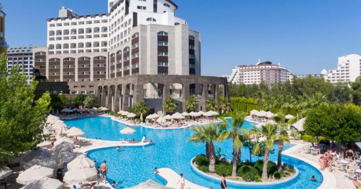 melas-hotel-lara-790586b4ea14e5a9.jpeg