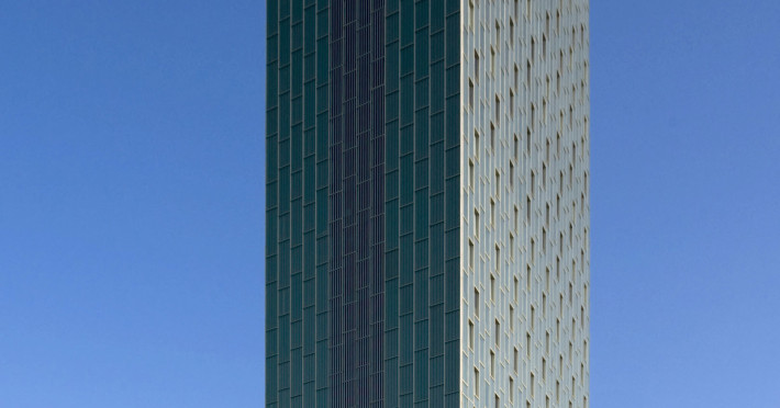 melia-barcelona-sky-b433b9fa72b831f5.jpeg