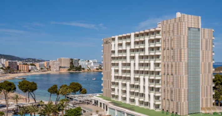 melia-calvia-beach-86a99288fec7afe9.png