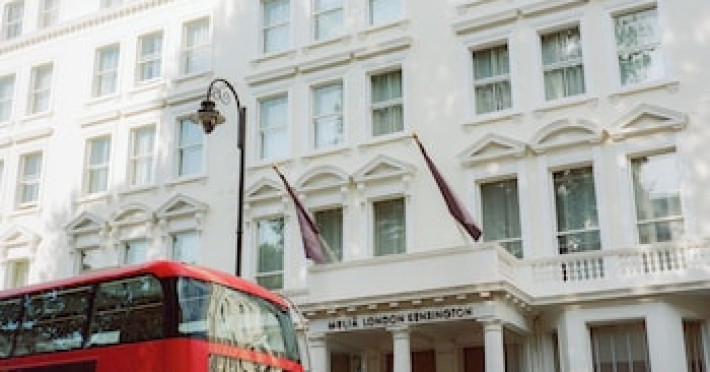 melia-london-kensington-15717fa89cebbc8d.jpeg