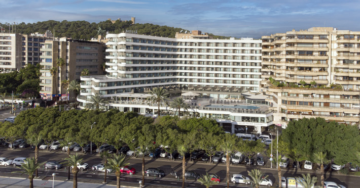 melia-palma-marina-0617e02fedb7bd86.jpeg