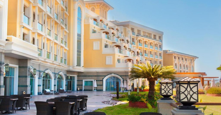 merit-royal-premium-hotel-casino-spa-38dbb6ba0e81d637.jpeg