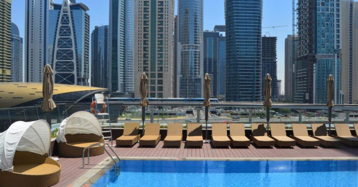 millennium-place-marina-dubai-b970275100900b39.jpeg