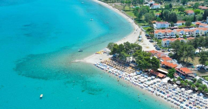 mirablue-luxury-residences-24d6a68a8bd4a5d2.jpeg