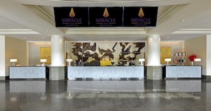 miracle-grand-convention-hotel-8241adbf20dc5713.jpeg