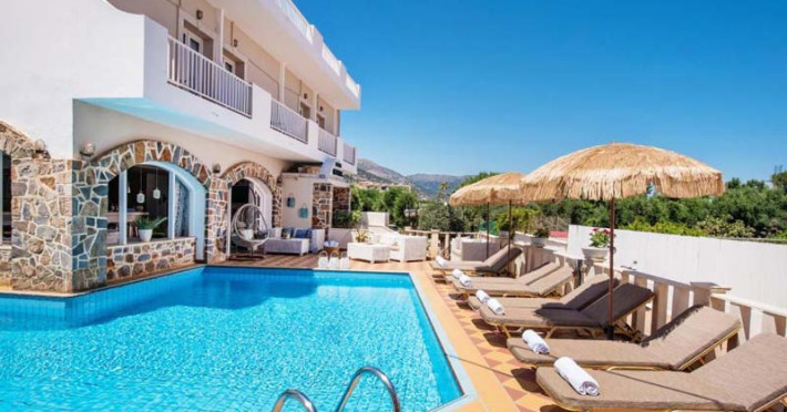 mistral-hotel-adults-only-18-yo-775091734a5f7b48.jpeg