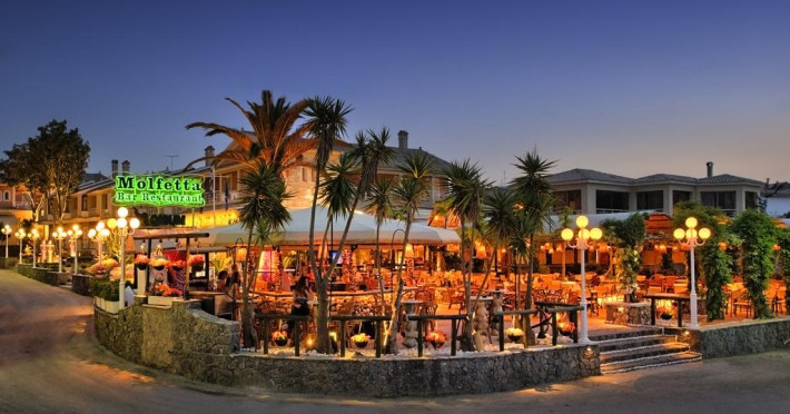 molfetta-beach-hotel-3cb89dafc8d74b67.jpeg