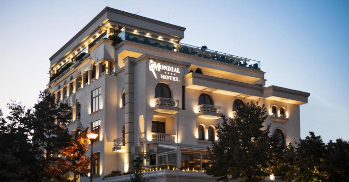 mondial-hotel-0d72847e416f4c3f.jpeg