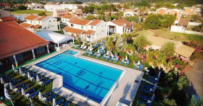 monika-hotel-apartments-14afb529a801c8a0.jpeg