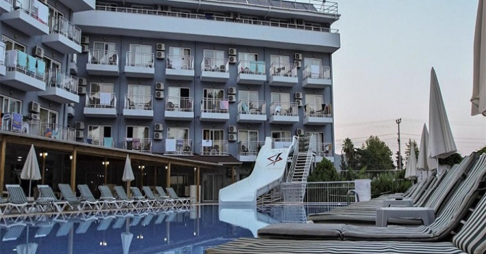 monna-roza-beach-resort-hotel-4583b1eb9a05ed75.jpeg