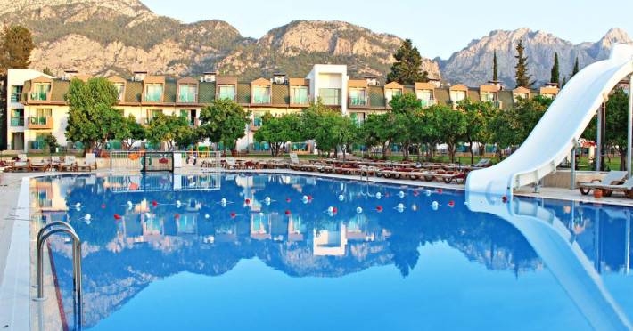 monna-roza-garden-hotel-exbatont-garden-goynuk-78f104717740090e.jpeg