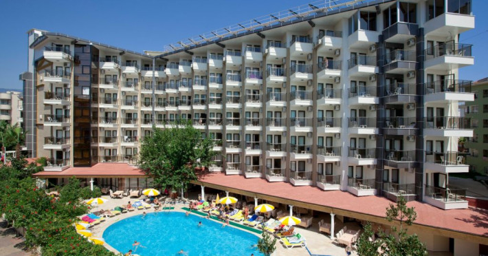 monte-carlo-hotel-7ce613b6149d1c43.jpeg