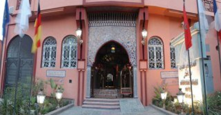 moroccan-house-marrakech-989075879950cba5.jpeg