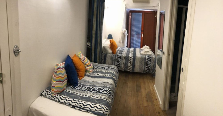 munaciello-rooms-83e1b9457ccb3062.jpeg