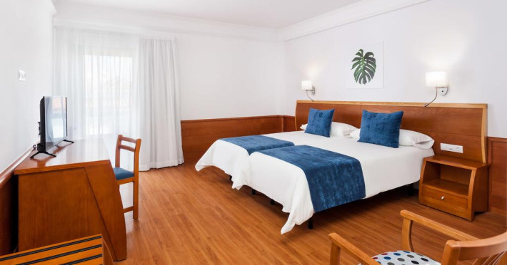 mycity-hotel-253233f36ce3f28a.jpeg