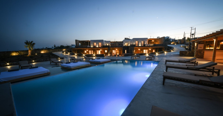 myconian-crown-suites-cc7b5956c139de6e.jpeg