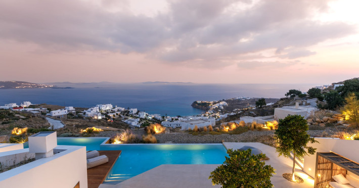 mykonos-more-ab03e38671c66f19.jpeg