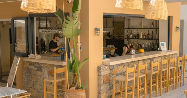 nami-hotel-suites-7ce24ec818745c06.png