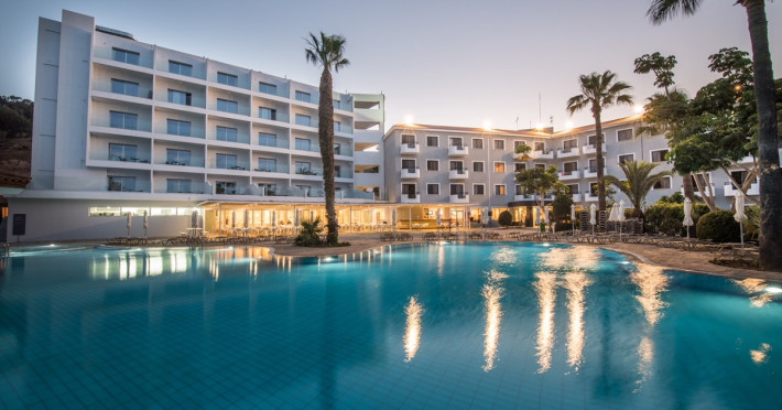 narcissos-waterpark-resort-8ecffadda8b96e8b.jpeg