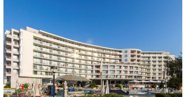 neptun-beach-hotel-c57a5d9e52162f98.jpeg