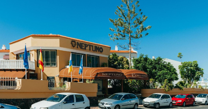 neptuno-costa-adeje-56e7d8146ef9f7d4.jpeg