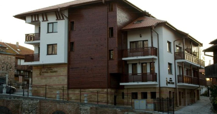 nessebar-royal-palace-3bd6c61c7c7a38ca.jpeg