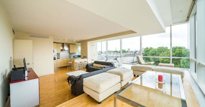 new-stunning-2bd-apartment-amazing-london-views-8b403b4027c0e6cd.jpeg