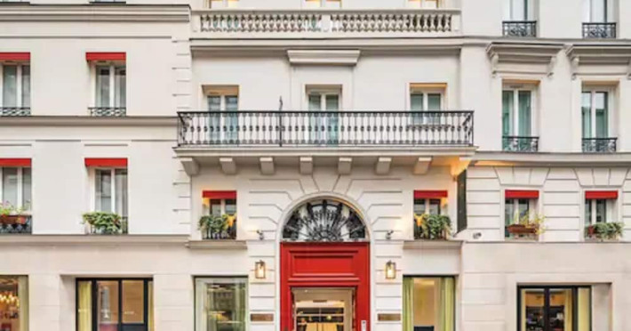 nh-paris-champs-elysees-f3e6e7525abde7d3.jpeg