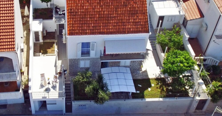 nika-family-apartments-163d37f3c18250d5.jpeg