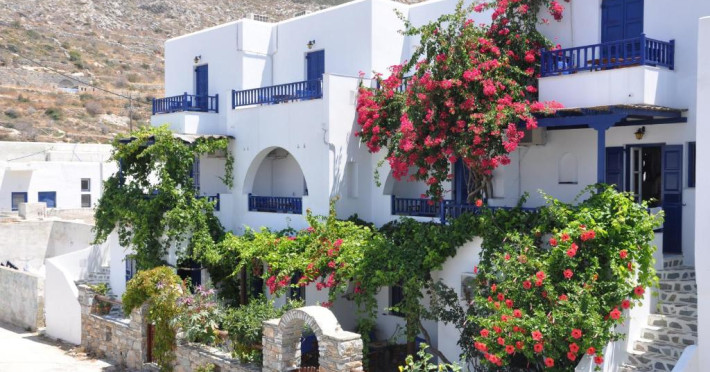 nostos-studios-and-apartments-85e7b913010a9f2a.jpeg