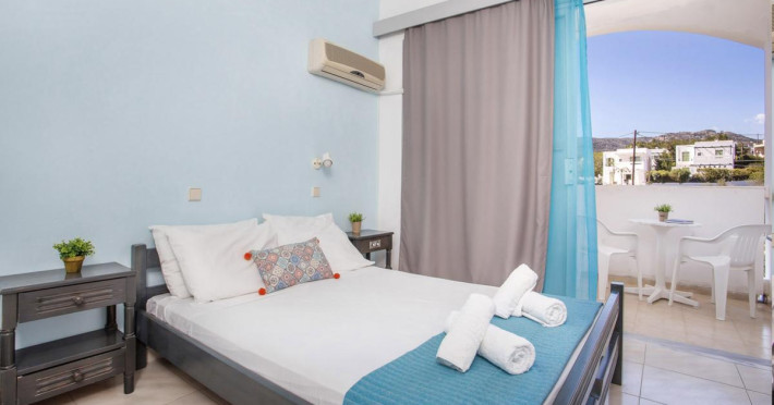 notos-hotel_62856_notos-triple-room-land-view-1.jpg
