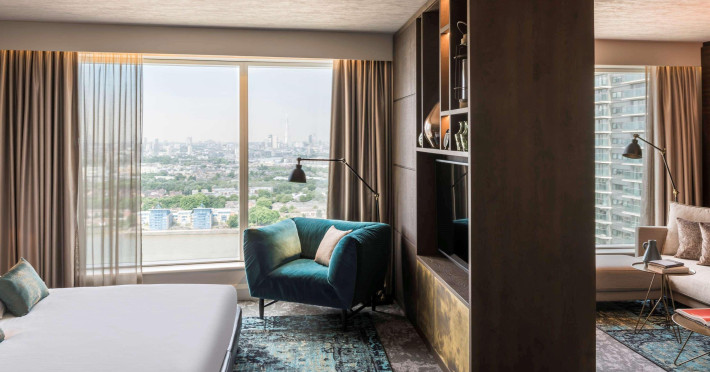 novotel-london-canary-wharf-22b2e2b4c17767dd.jpeg