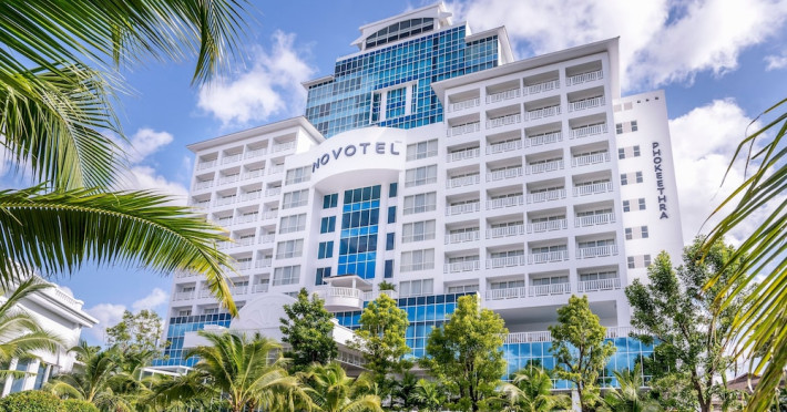 novotel-phuket-city-phokeethra-ab8cc5f035aacfd0.jpeg